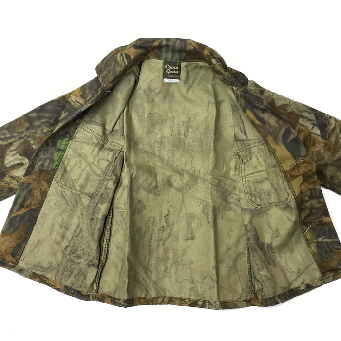 Youth Hunting Camo Two Pocket Button Down Jacket - Realistic Camouflage Jacket for Children or Teens